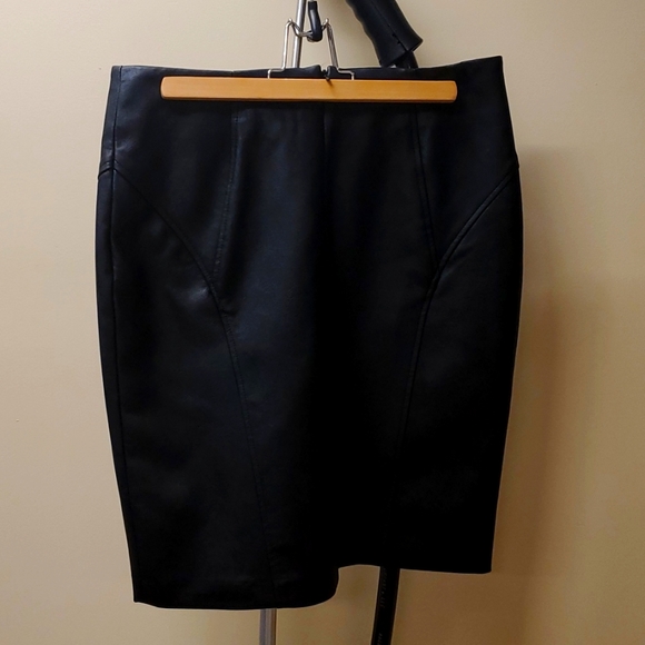 Faux Leather Mini Skirt - Picture 3 of 5